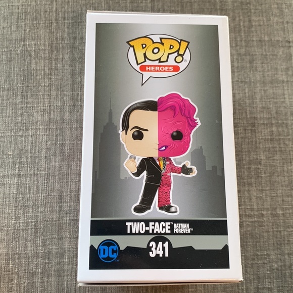 Funko Pop Heroes - Batman Forever Two-Face 341 - Picture 4 of 6